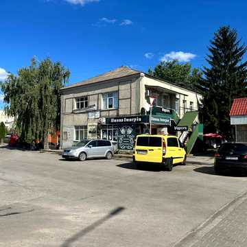 Проспект Перемоги, 8