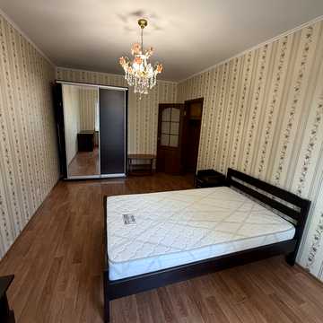 Григорія Ващенка вул., 7