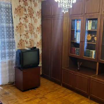 Західна вул., 1/6