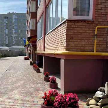 Антонича, 5а