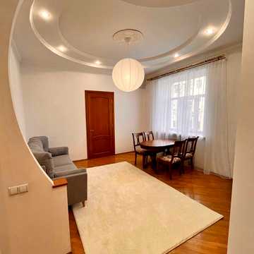 Антоновича вул. (Горького), 4/6