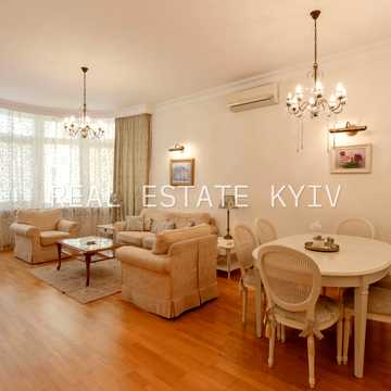 Дмитрівська вул., 69
