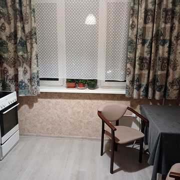Червоної Калини просп. (Володимира Маяковського), 8-Б