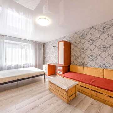 23 Серпня вул., 4