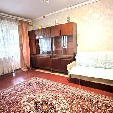 Богдана Хмельницького просп. (Героїв Сталінграда), 129