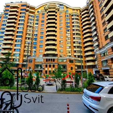 Лесі Українки бульв., 7-Б