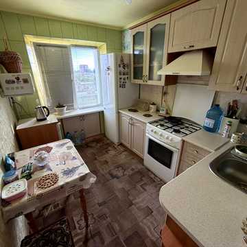 Великотирнівська вул., 14