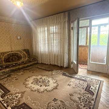 Каунаська вул., 12/2