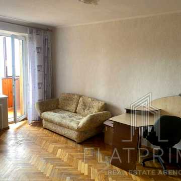 Науки просп., 4