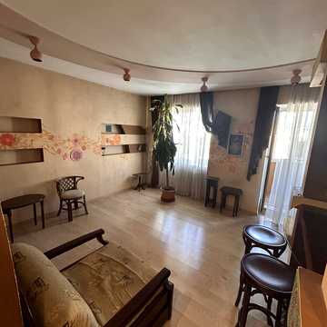 Палубна вул., 9/2