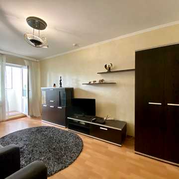 Європейського Союзу просп. (Правди), 31-А