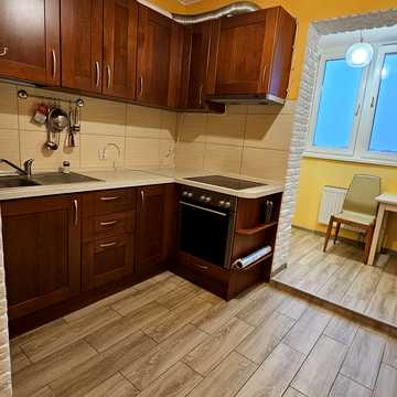Юлії Здановської вул. (Ломоносова), 81-Б
