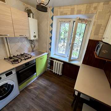 Олександра Поля просп. (Кірова), 45