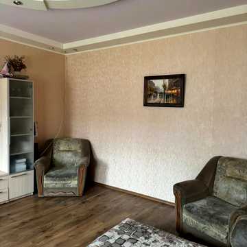 Кам'янська вул., 23