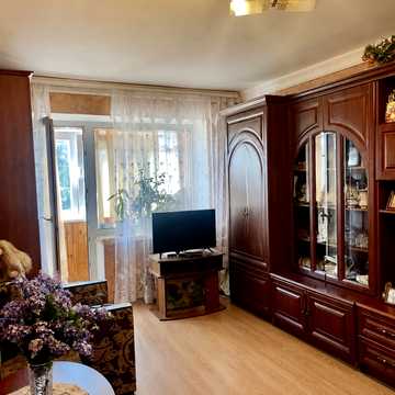 Велика Бердичівська вул., 85