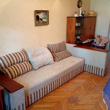 Дорогожицька вул., 18