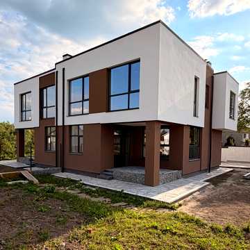 Лесі України вул.