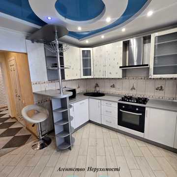Боголюбова вул., 20