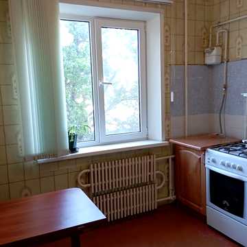 Івана Франка просп. (Карла Маркса), 20