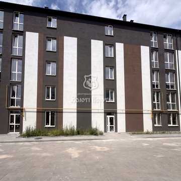 Богдана Хмельницького вул., 56