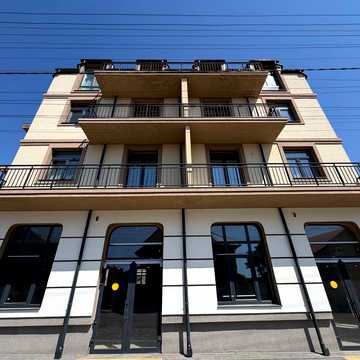 Михайла Грушевського вул., 51