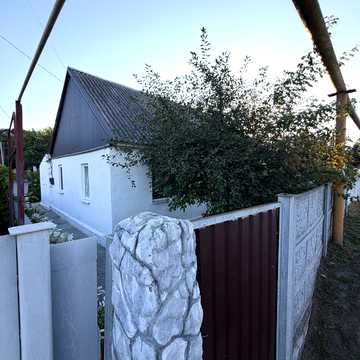 Доблесна вул., 277