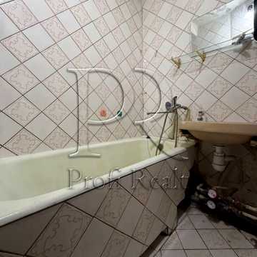 Березняківська вул., 6