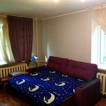 Троїцько-Кирилівська вул. (Олексія Терьохіна), 14