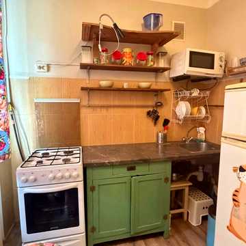 Будівельників вул., 26/8