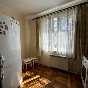 Червоної Калини просп., 90