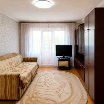 Миколи Василенка вул., 13