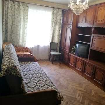 Івана Миколайчука вул. (Серафимовича), 6