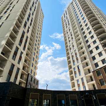 Краснова вул., 1-Б