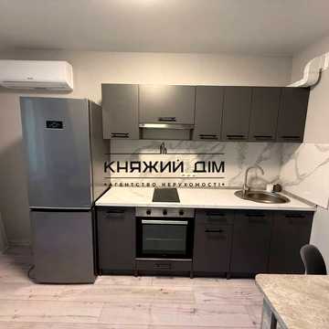 Приміська вул., (18)