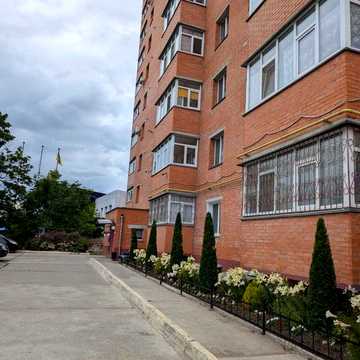 Хворостянка вул. (Праці), 9