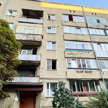 Юліана Целевича вул., 18