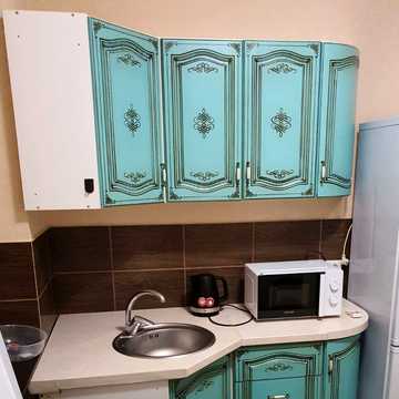 Західна вул., 10