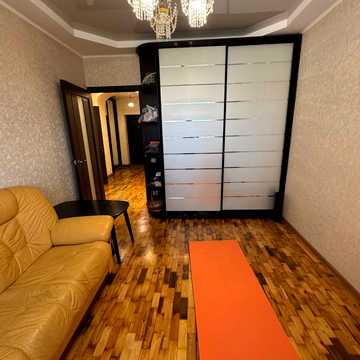 Дмитра Яворницького просп. (Карла Маркса), 45