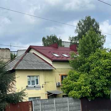Червоної Калини просп., 8
