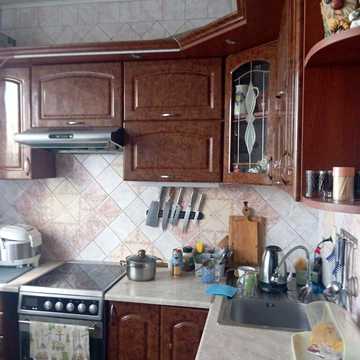 Наталії Ужвій вул., 102
