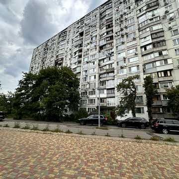 Березняківська вул., 30