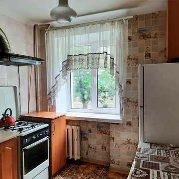 Новодарницька вул., 32
