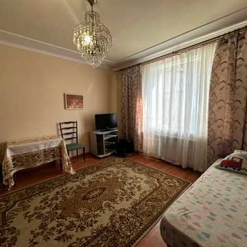 Самійла Величка вул., 8