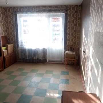 Героїв просп., 21