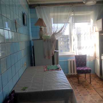 Героїв просп., 33