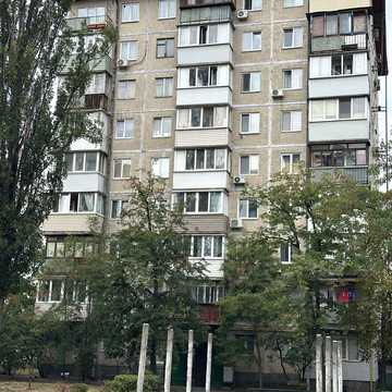 Воскресенська вул., 12/92