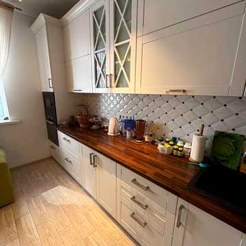 Середньофонтанська вул., 35