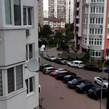 Олени Пчілки вул., 8