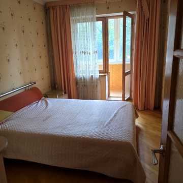 Свободи просп., 5