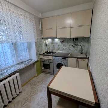 Стеценка вул., 1